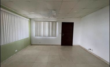 Venta de casa con apartamento anexo en Betania, Panamá RB