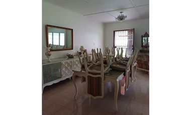 Casa Venta Calle 2da Frente al Centro de  Salud Santiago Veraguas