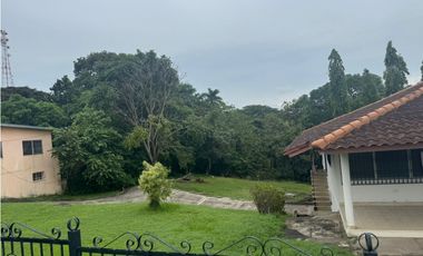 Casa Venta Calle 2da Frente al Centro de  Salud Santiago Veraguas