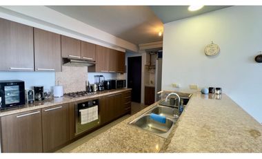 Se vende apartamento amueblado en Costa del Este