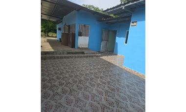 Se vende propiedad en Chepo con negocio funcional incluido (CG)