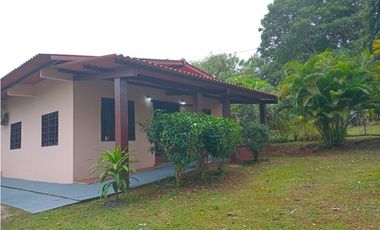Se vende finca en chorrera (CG)