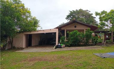 Se vende finca en chorrera (CG)