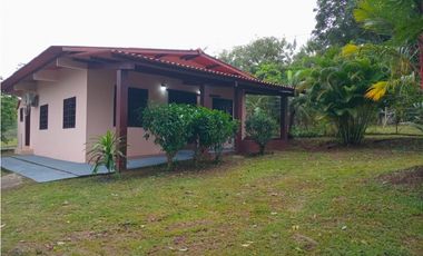 Se vende finca en chorrera (CG)