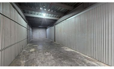 Se Alquila bodega Industrial  (AP)