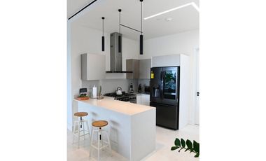 OCEAN REEF BEACHS CLUB RESIDENCES #3518