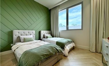 OCEAN REEF BEACHS CLUB RESIDENCES #3518