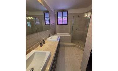 Apartamento con den en PH Nativa, Panamá Pacífico