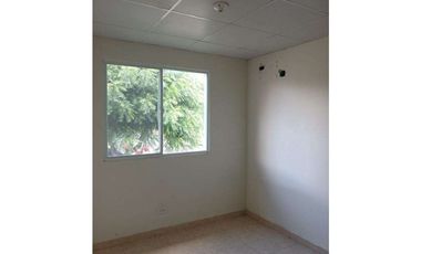 VENTA CASA EN LA CHORRERA RESIDENCIAL LAS ARBOLEDAS BARRIO COLÓN (OF)