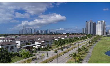 Venta Casa en Santa Maria, Residencial The Woods