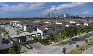 Venta Casa en Santa Maria, Residencial The Woods