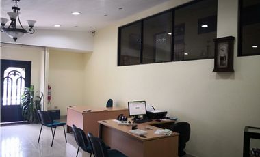 Se Alquila Local Comercial Avenida La Paz excelente ubicación (LM)