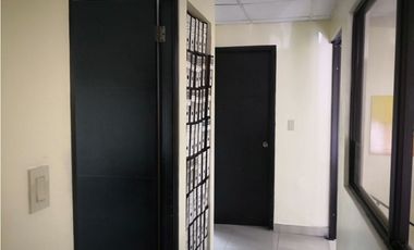 Se Alquila Local Comercial Avenida La Paz excelente ubicación (LM)