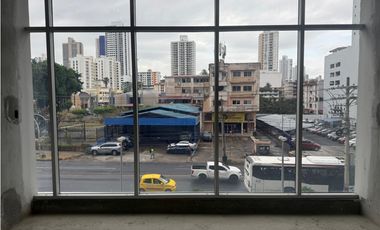 VENTA DE LOCAL COMERCIAL EN PARK SQUARE MEDICAL CENTER VIA ESPAÑA