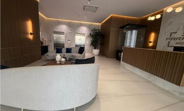 VENTA DE LOCAL COMERCIAL EN PARK SQUARE MEDICAL CENTER VIA ESPAÑA