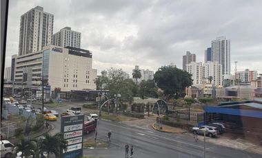 VENTA DE LOCAL COMERCIAL EN PARK SQUARE MEDICAL CENTER VIA ESPAÑA