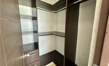 Se vende apartamento en Condado del Rey, Ph Kings Park