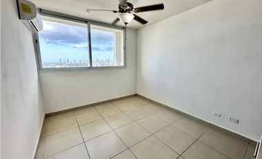 Se vende apartamento en Condado del Rey, Ph Kings Park