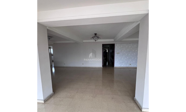 Apartamento amplio en PH Carmel – El Carmen, ideal para familias