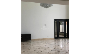 Casa de lujo en Paseo del Parque, Costa del Este, con amplio jardín