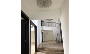 Casa de lujo en Paseo del Parque, Costa del Este, con amplio jardín