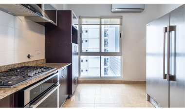Apartamento con den en venta en Titanium, Costa del Este