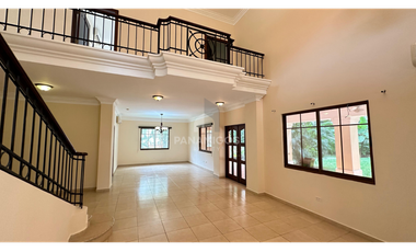 Casa de 4 recamaras en venta en Camino de Cruces, El Dorado