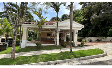 Casa de 4 recamaras en venta en Camino de Cruces, El Dorado
