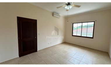 Casa de 4 recamaras en venta en Camino de Cruces, El Dorado