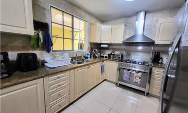 Se vende casa en Crystal Springs, Condado del Rey