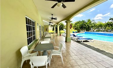 Se vende casa en Crystal Springs, Condado del Rey