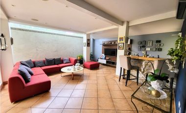 Se vende casa en Crystal Springs, Condado del Rey