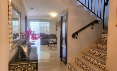 Se vende casa en Crystal Springs, Condado del Rey