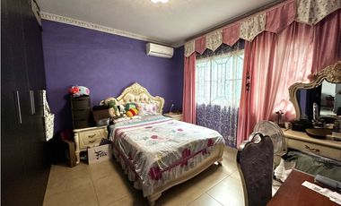 Se vende casa en Dorado Village, Condado del Rey