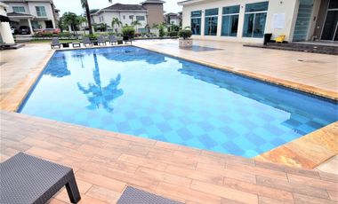 Se vende casa en Dorado Village, Condado del Rey