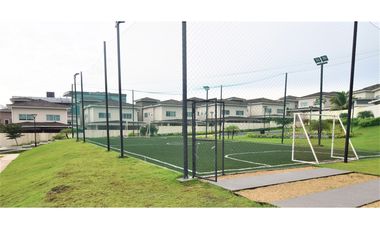 Se vende casa en Dorado Village, Condado del Rey