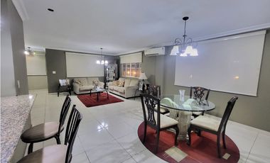 Se vende casa en Condado del Rey, Residencial el Country