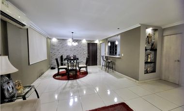 Se vende casa en Condado del Rey, Residencial el Country
