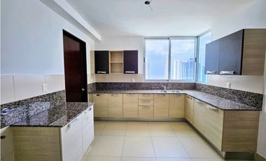 Se vende apartamento en Costa del Este, Ph Breeze