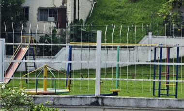 Se vende casa en Fuente del Fresno, Altos de Panamá