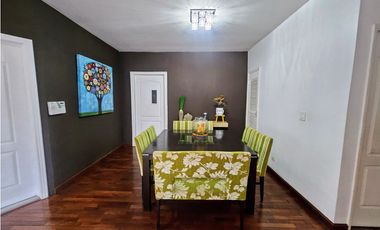 Se vende casa en Fuente del Fresno, Altos de Panamá