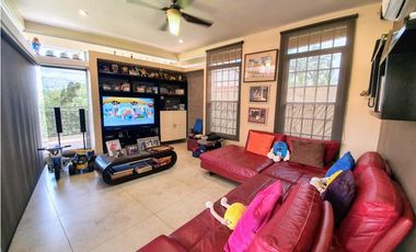 Se vende casa en Altos de Panamá