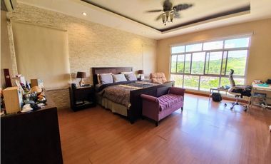 Se vende casa en Altos de Panamá