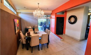 Se vende casa en Altos de Panamá