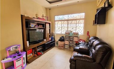 Se vende casa en Altos de Panamá