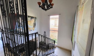 Se vende casa en Paseo Dorado, Condado del Rey