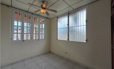 Se vende casa en Altos de Panamá, Brisas de Vizcaya