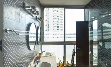 Se vende apartamento en Avenida Balboa, Rivage Tower