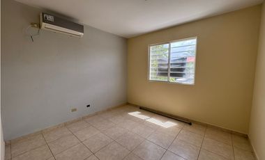 VENDO CASA RESIDENCIAL LA CHORRERA ARBOLEDAS LOS OLIVOS