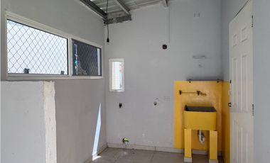 VENDO CASA RESIDENCIAL LA CHORRERA ARBOLEDAS LOS OLIVOS